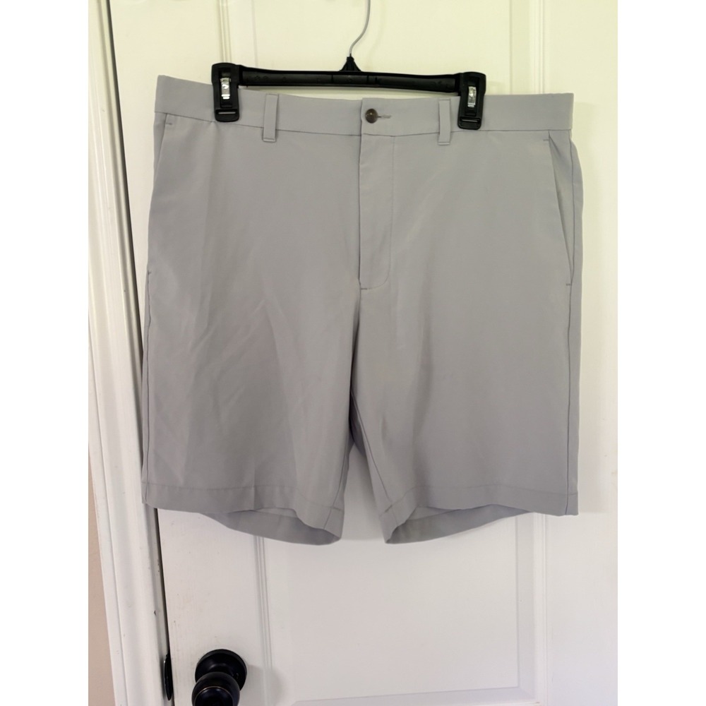 Callaway Golf Shorts Men's Size 36 Gray Flat Front Performance Stretch Shorts